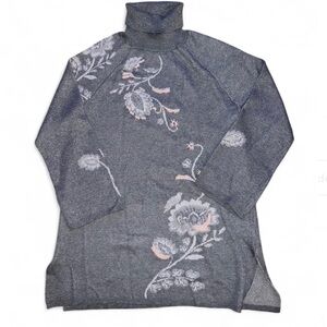 Style & Co. Gray Floral Turtleneck Sweater